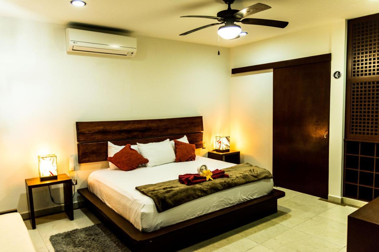 Casa Ticul Hotel Boutique - 5Th Ave (Adults Only) Playa del Carmen Exterior photo A bedroom at the hotel