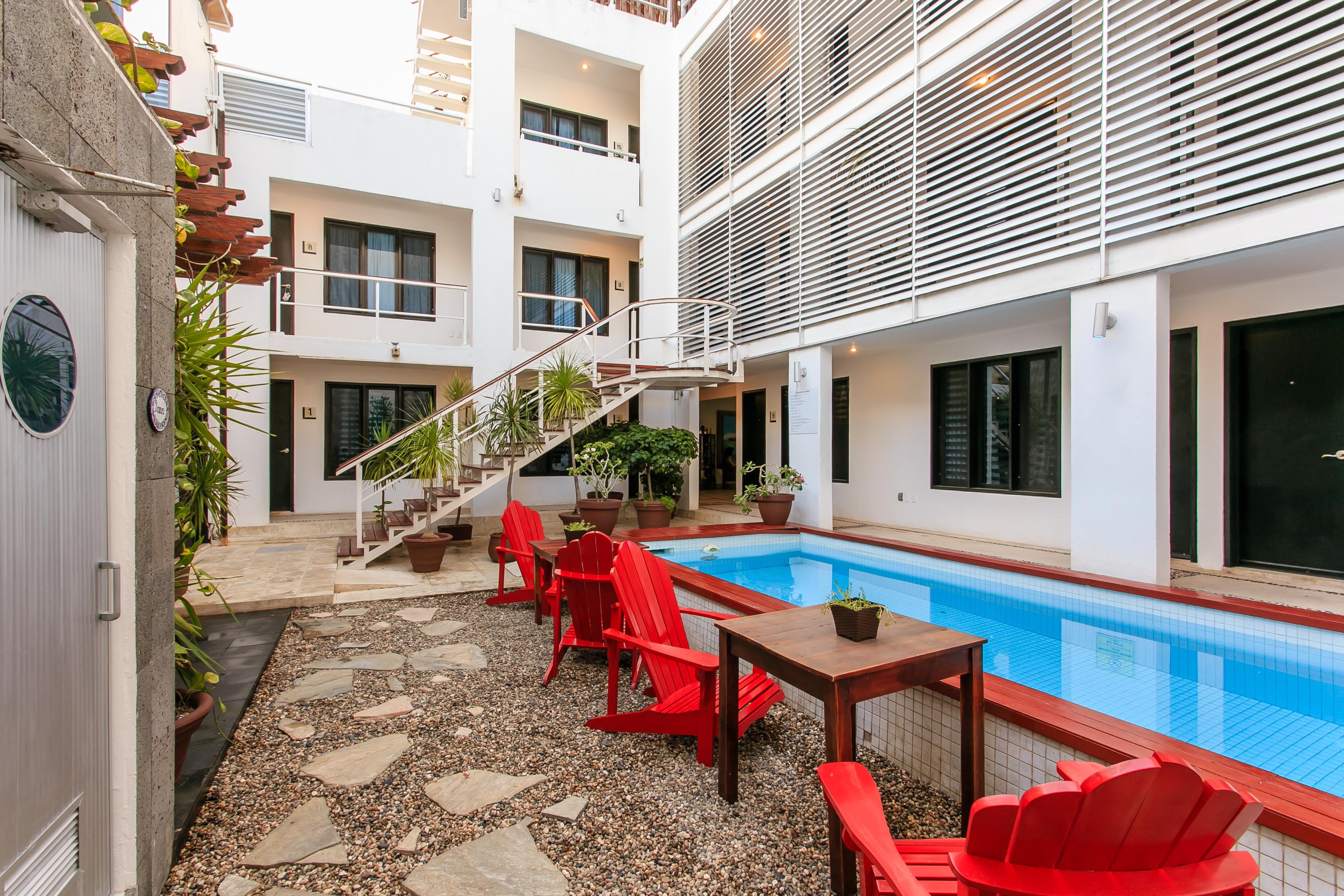 Casa Ticul Hotel Boutique - 5Th Ave (Adults Only) Playa del Carmen Exterior photo The Hotel's courtyard